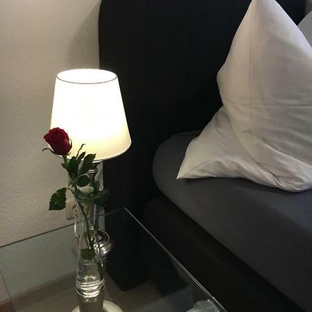 Ferienwohnung In Erfurt Mit Kleinem Balkon, 2 Schlafzimmer エクステリア 写真