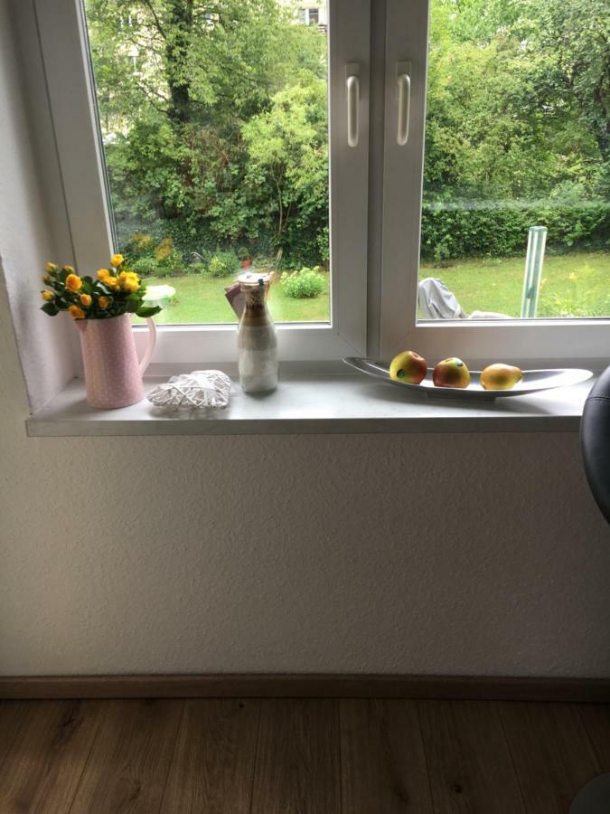 Ferienwohnung In Erfurt Mit Kleinem Balkon, 2 Schlafzimmer エクステリア 写真