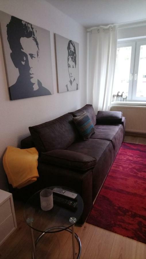 Ferienwohnung In Erfurt Mit Kleinem Balkon, 2 Schlafzimmer エクステリア 写真
